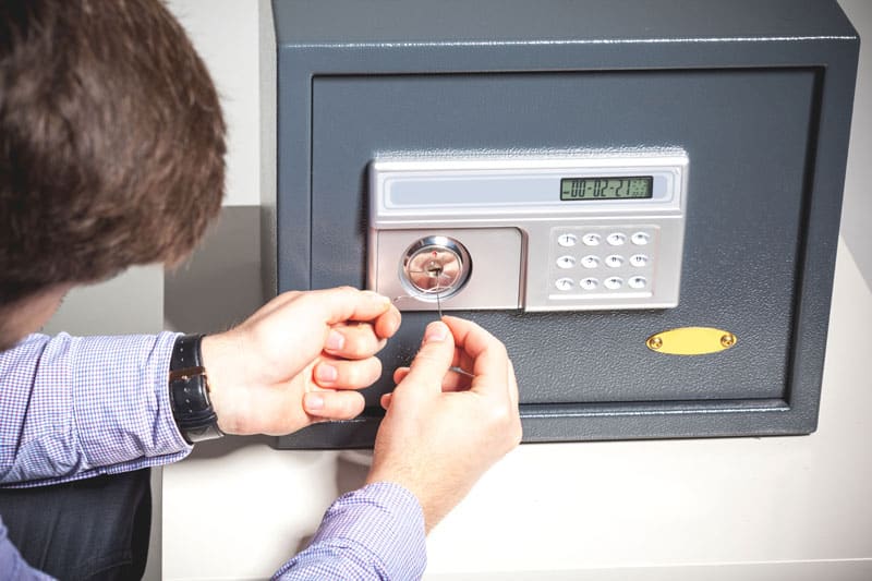 Safe and Vault Locksmith Services in Rhode Island 